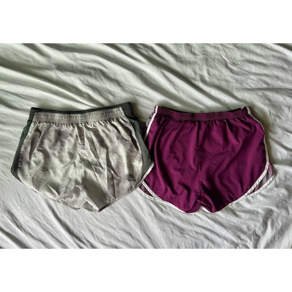 2 Pair Nike runnings shorts size Medium - Picture 2 of 10